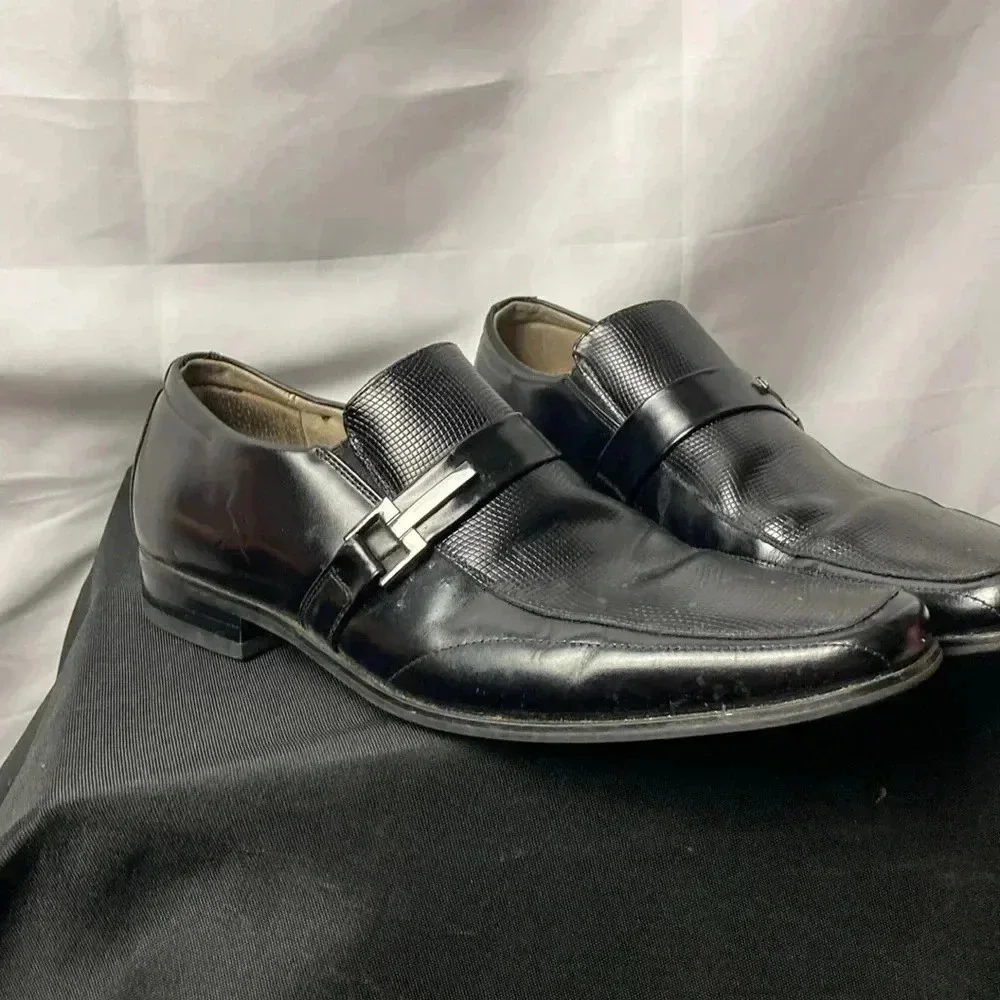 STACY ADAMS MENS SIZE 8 BLACK‎ LEATHER LOAFER SHOES SILVER BUCKLE ACCENT